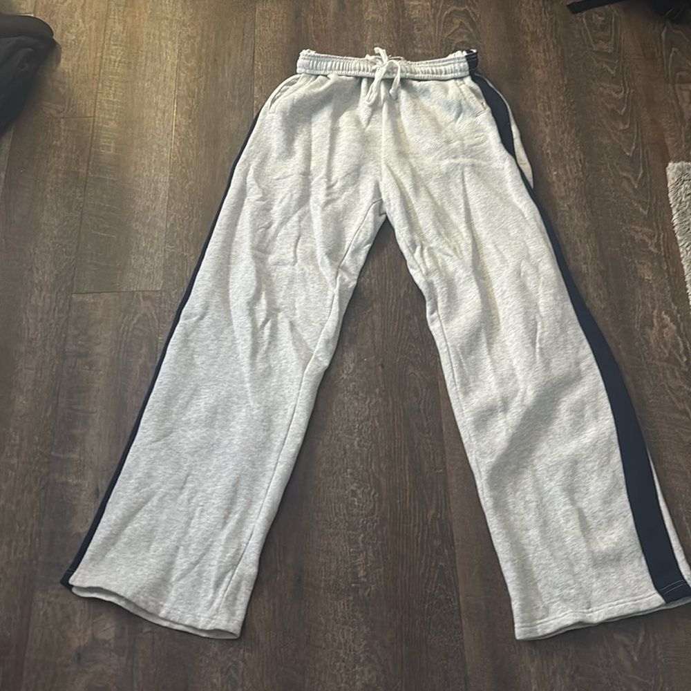 Brandy navy stripe sweats
